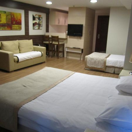 Derpa Suite Hotel Istanboel Buitenkant foto
