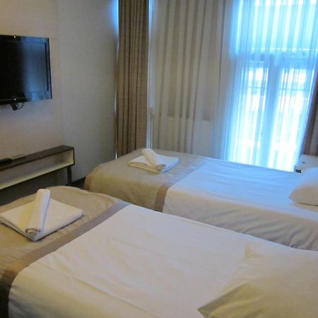 Derpa Suite Hotel Istanboel Buitenkant foto