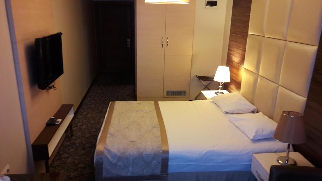 Derpa Suite Hotel Istanboel Buitenkant foto