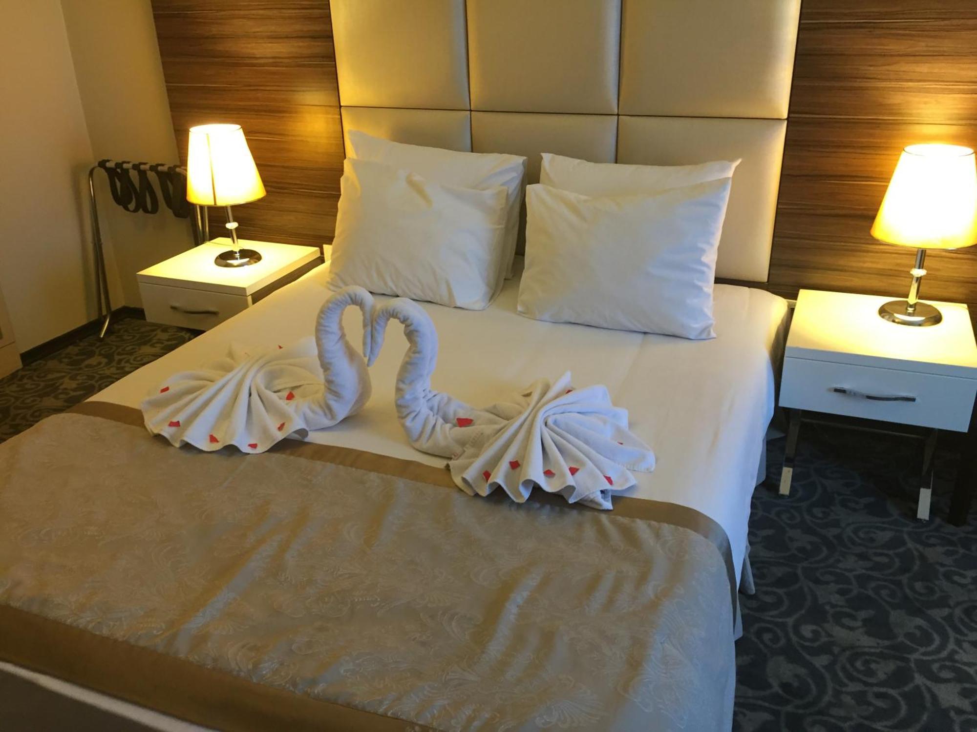 Derpa Suite Hotel Istanboel Buitenkant foto