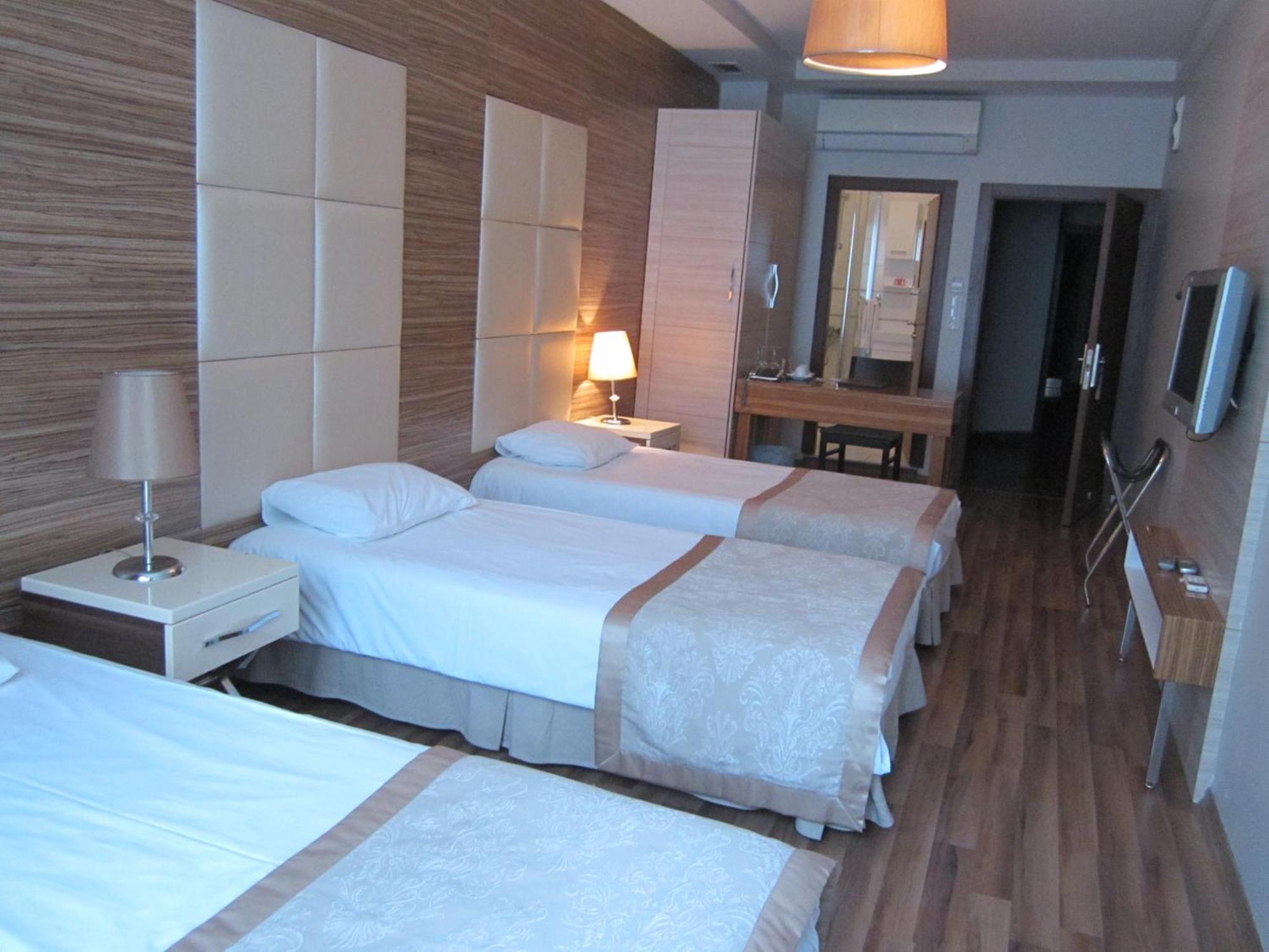 Derpa Suite Hotel Istanboel Buitenkant foto